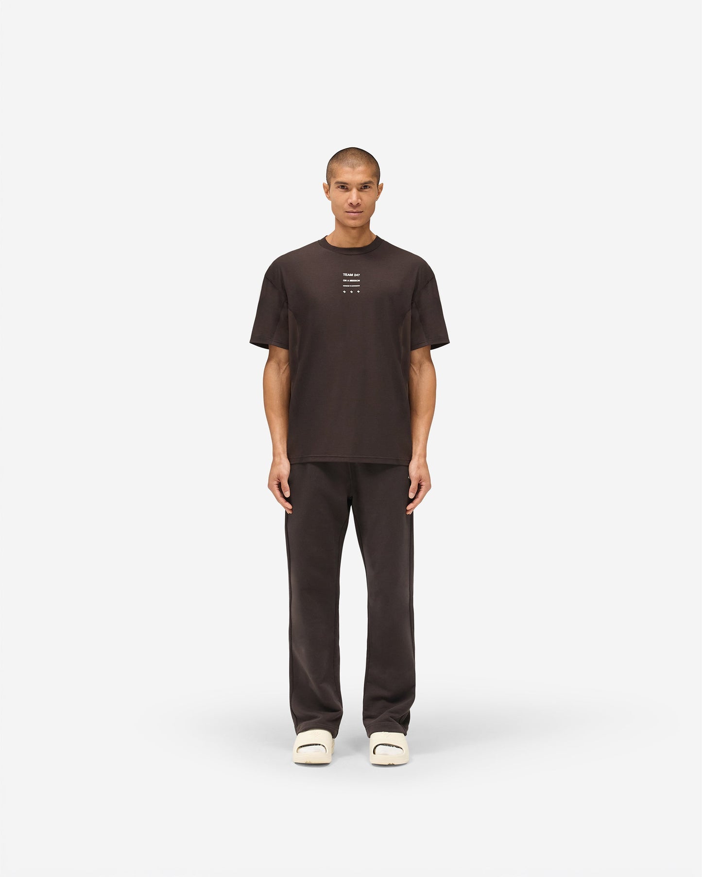 247 Straight Leg Jogger - Chocolate