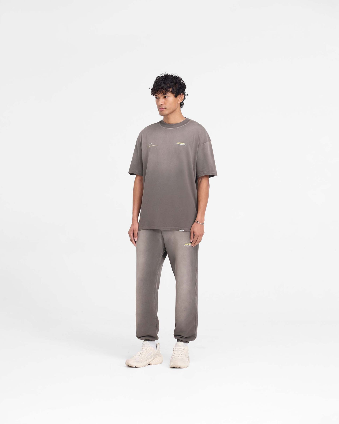 Patron Of The Club Sweatpant - Washed Olive